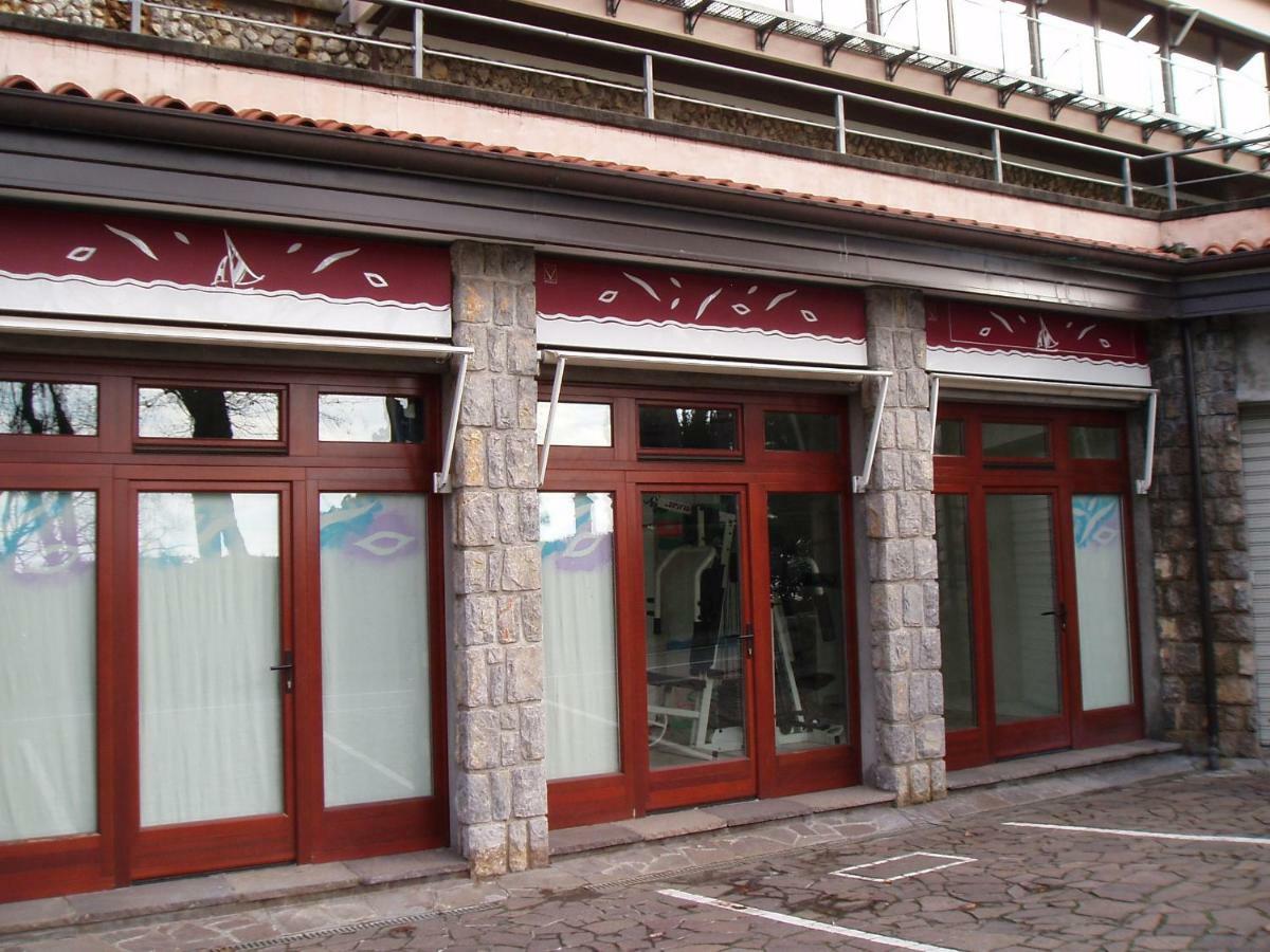 Soba Bosa Hotel Opatija Luaran gambar